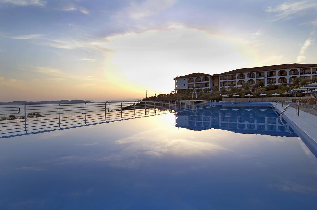 Akrathos Beach Hotel Uranopoli Exteriér fotografie